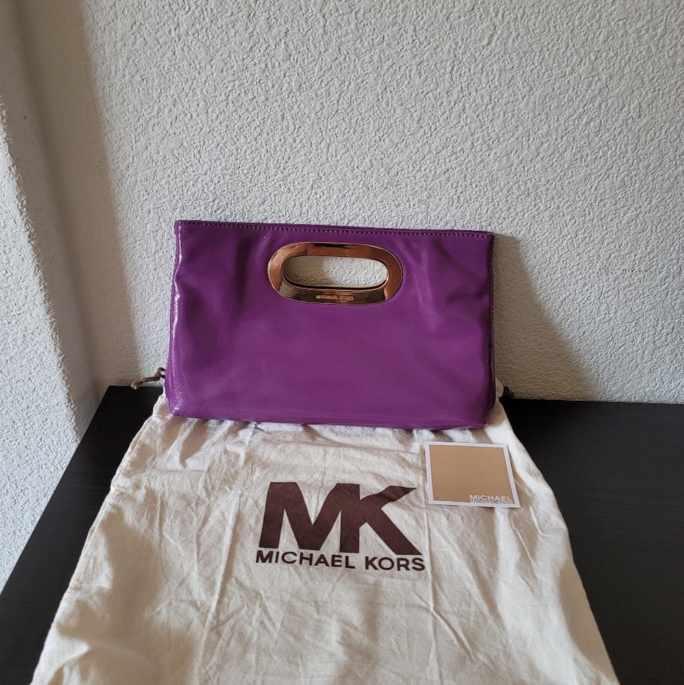 MICHAEL Michael Kors Berkley Clutch